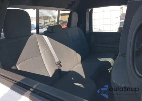 2024 Ram 2500 Tradesman 4X4 6'4 Box z USA, uszkodzony, nr VIN 3C6UR5CL9RG229240